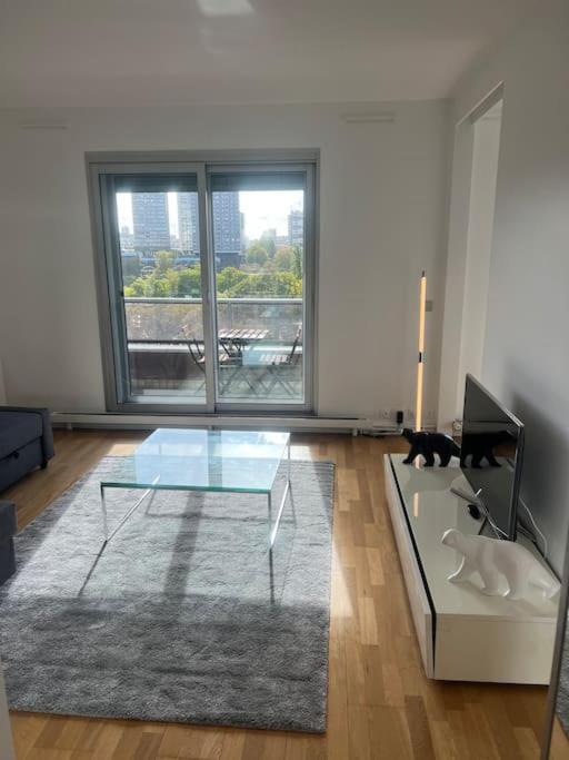 Tour Eiffel Terrasse Vue Seine Apartment Paris Bagian luar foto